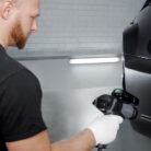 WrapGun-2_heissluftfoen_anwendung_car-wrapping_yellotools_2